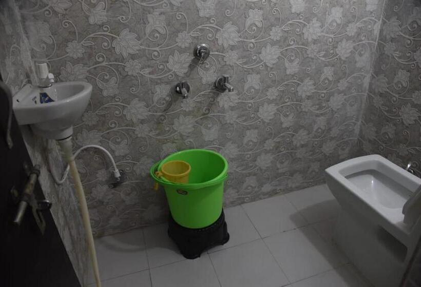 酒店 Jindal Paradise