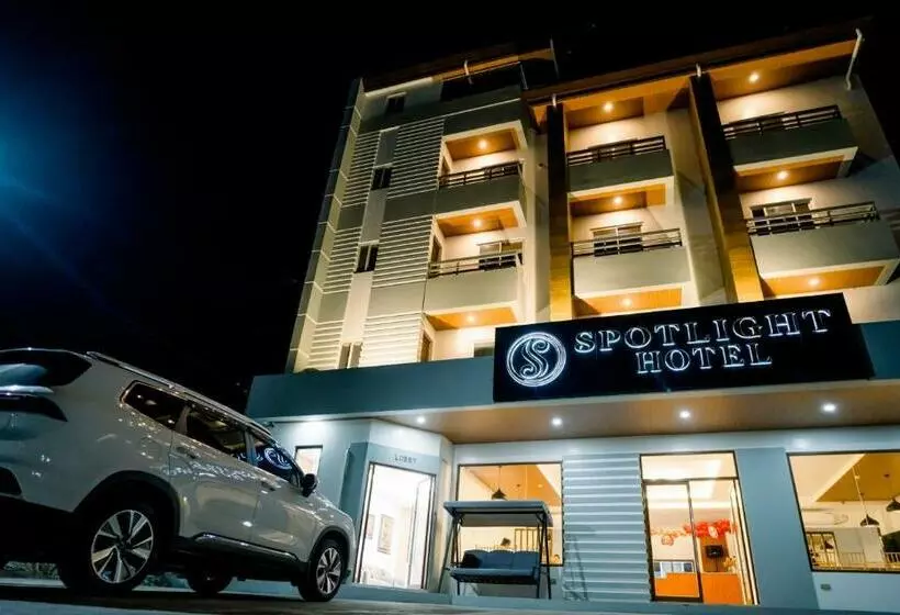 Spotlight Hotel Near Hundred Islands Wharf