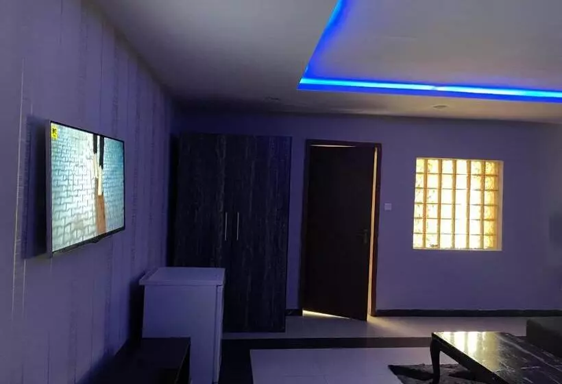 هتل Suite Subzero