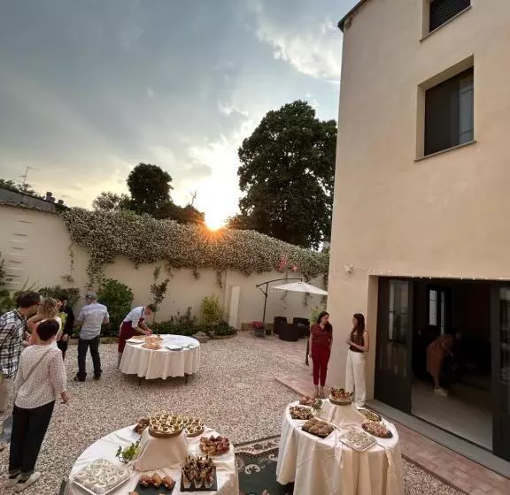 Majatalo Dépendance La Corte