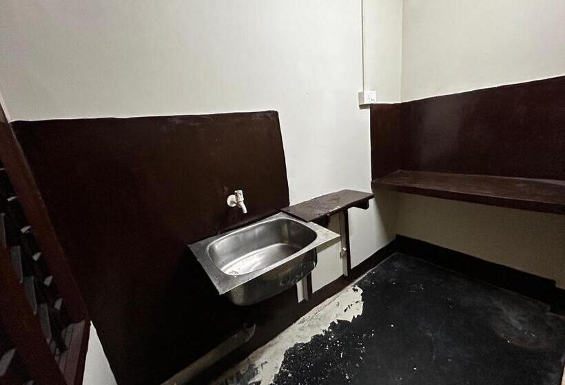 Pension (Hôtel basse catégorie) Munin S Guest House