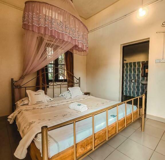 تختخواب و صبحانه Casa Mbale