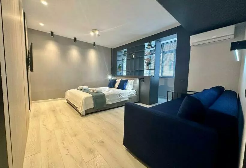 تختخواب و صبحانه Luxury By Magic Apartments