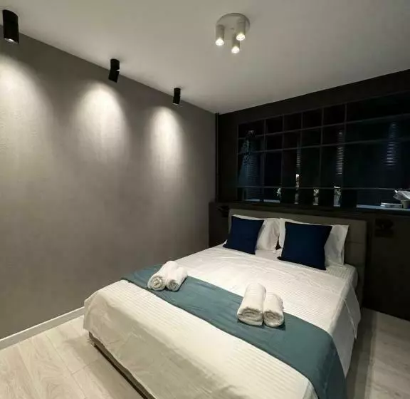 تختخواب و صبحانه Luxury By Magic Apartments