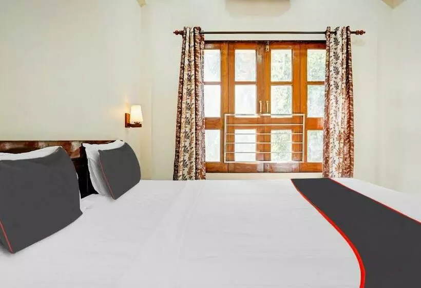 هتل Shovi Beach View Resort