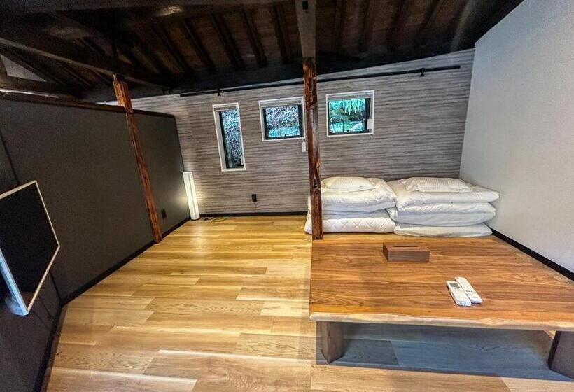 Hotelli Kototoki   En