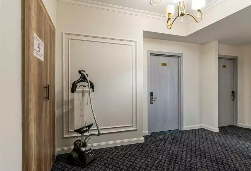Oscar Hotel By Ag Hotels Group
