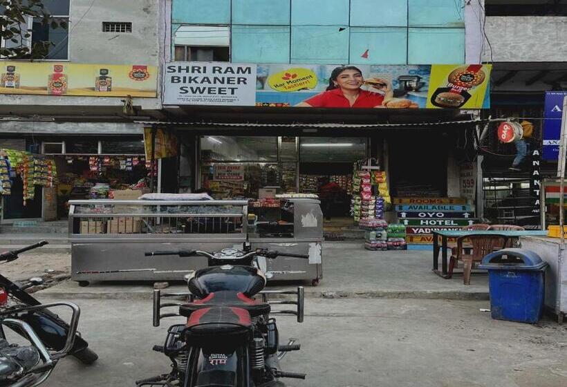 Hotel Oyo 80774c Yaduvanshi Inn