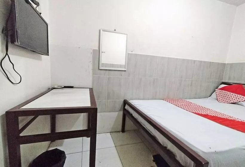 هتل Oyo 92157 Benteng Kost Syariah