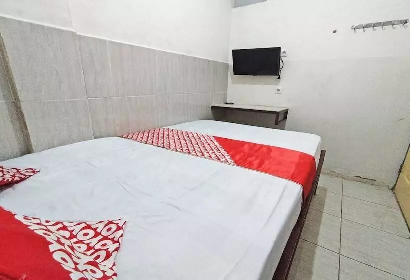 هتل Oyo 92157 Benteng Kost Syariah