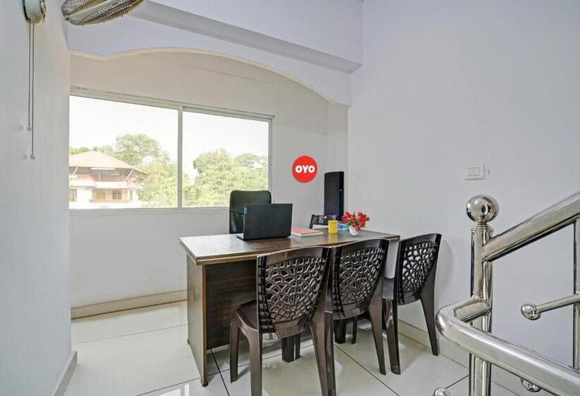 فندق Oyo Flagship 80820 Hornbill Residency