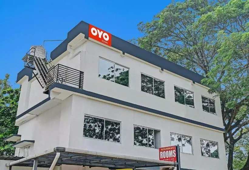 ホテル Oyo Flagship 80820 Hornbill Residency