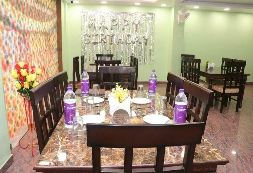 Hôtel Royal Park Celebration