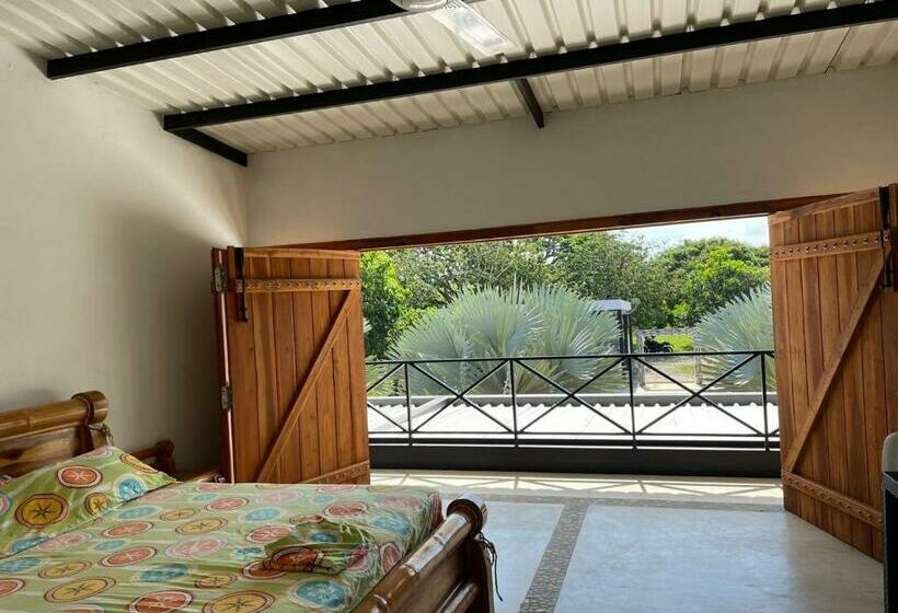 ペンション El Cielo, Doradal