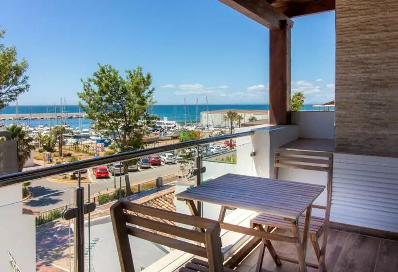 Majatalo Room In Guest Room   Private Room With Beautiful Sea View