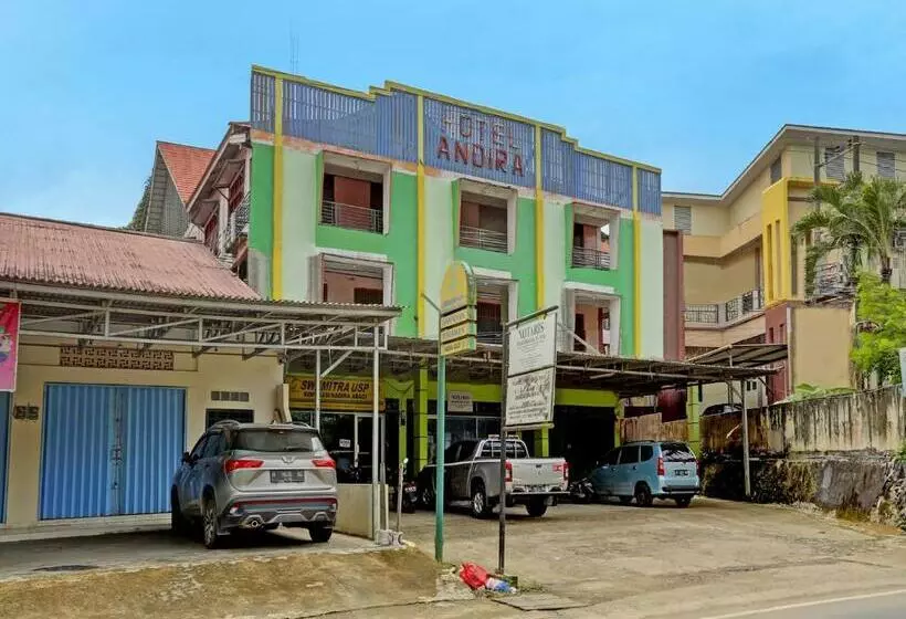 Spot On 92208 Hotel Andira Syariah