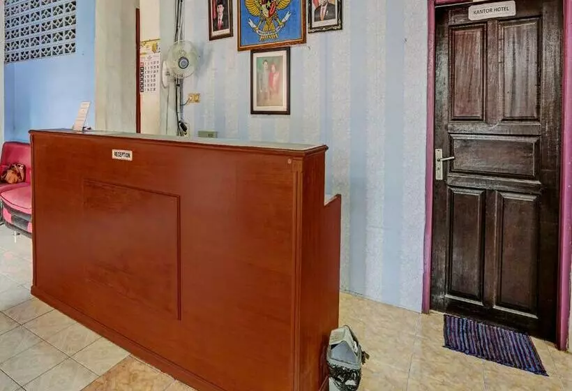 Spot On 92208 Hotel Andira Syariah