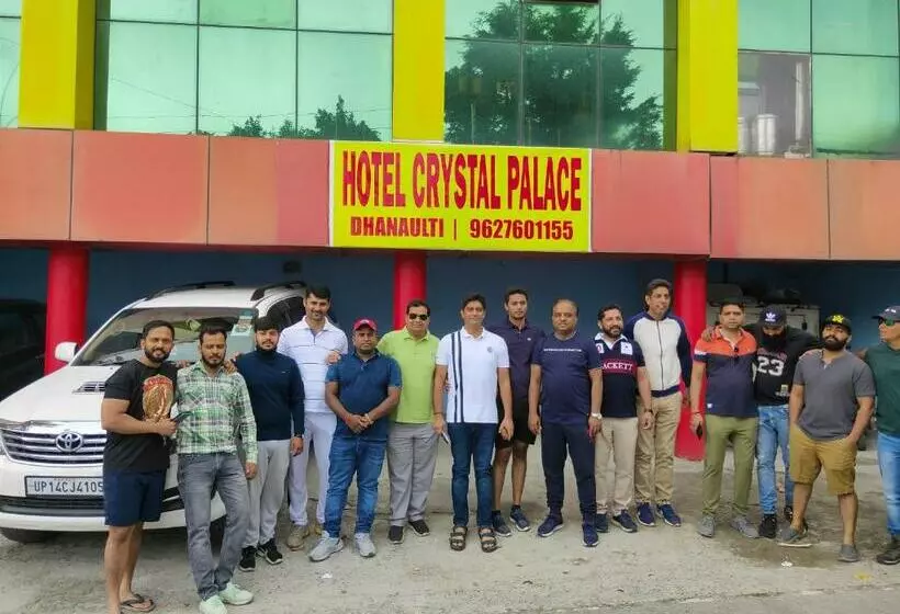 ホテル Crystal Palace Dhanaulti
