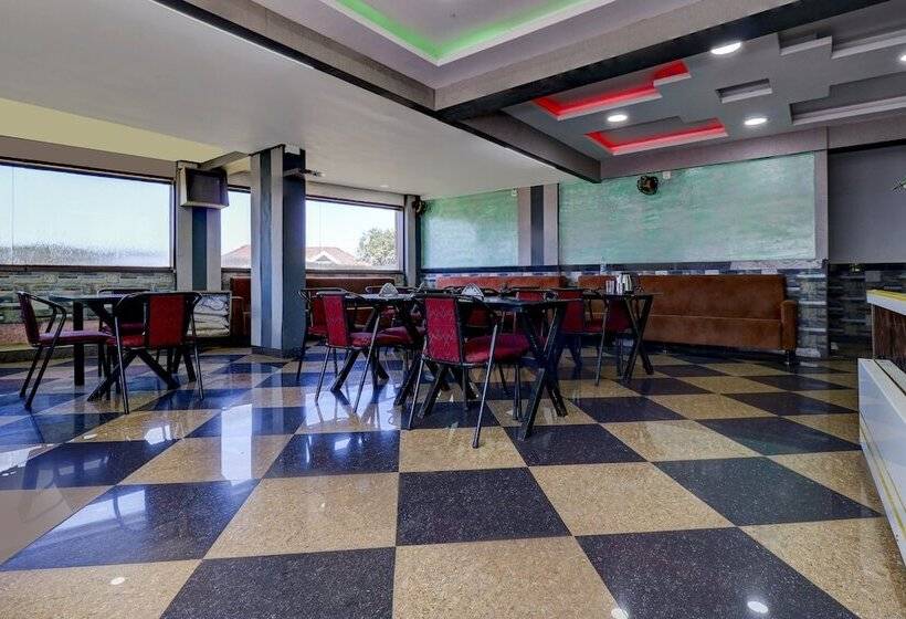 Отель Itsy By Treebo Hill View