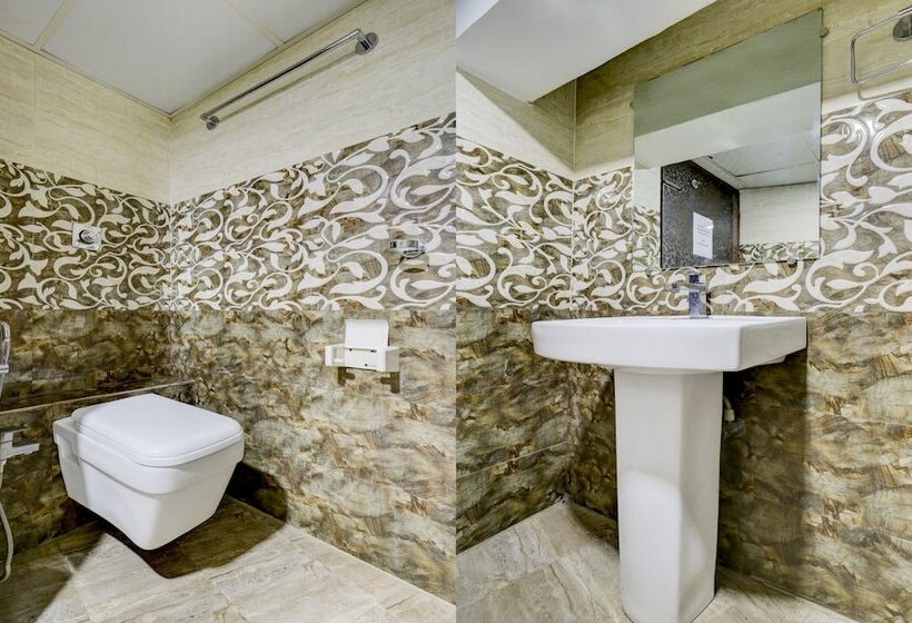 Отель Itsy By Treebo Hill View