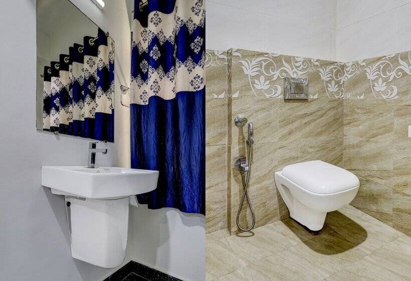 Отель Itsy By Treebo Hill View