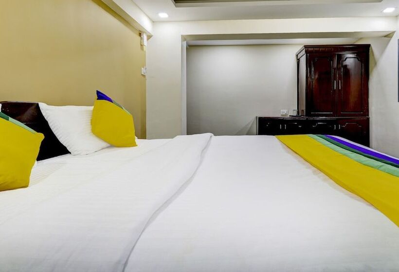 Отель Itsy By Treebo Hill View