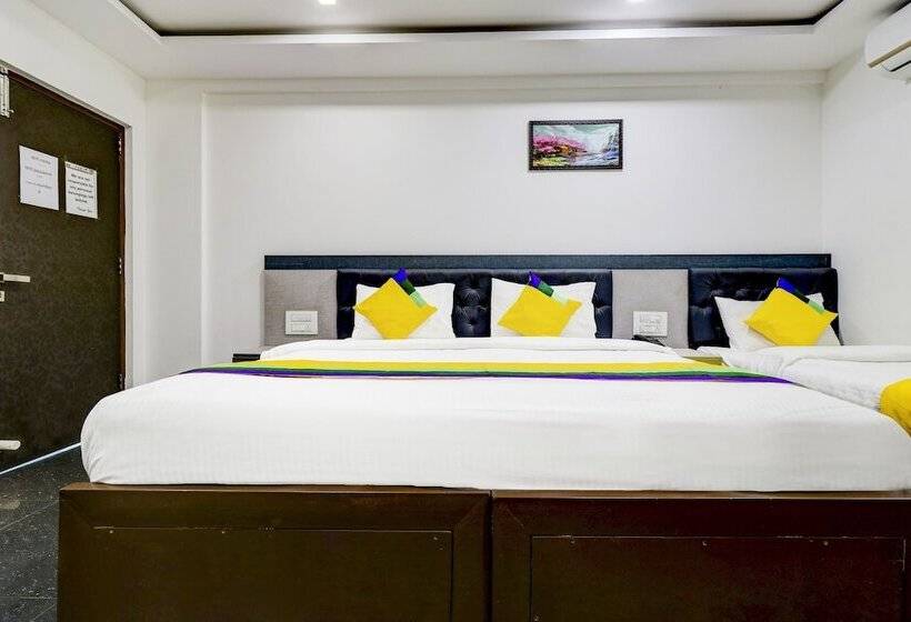 Отель Itsy By Treebo Hill View