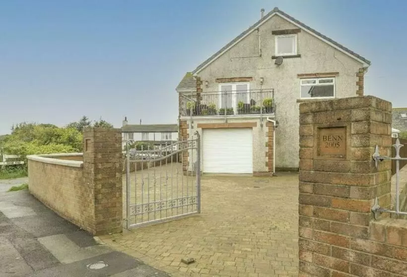 Majatalo Heron House