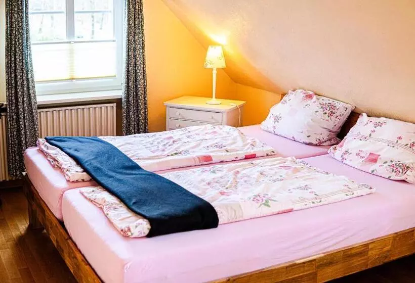 Retkeilymaja Landhaus Müden