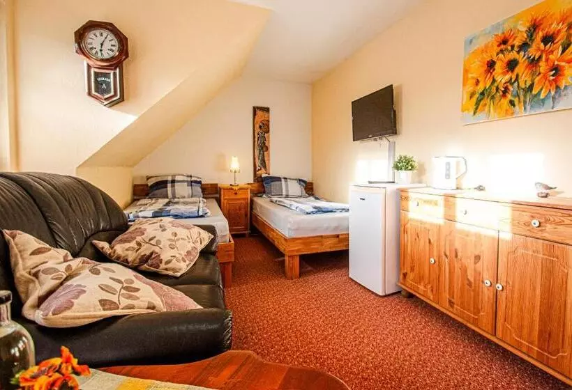 Retkeilymaja Landhaus Müden