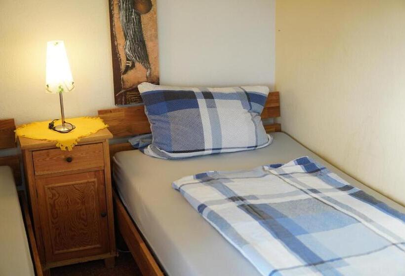 הוסטל Landhaus Müden