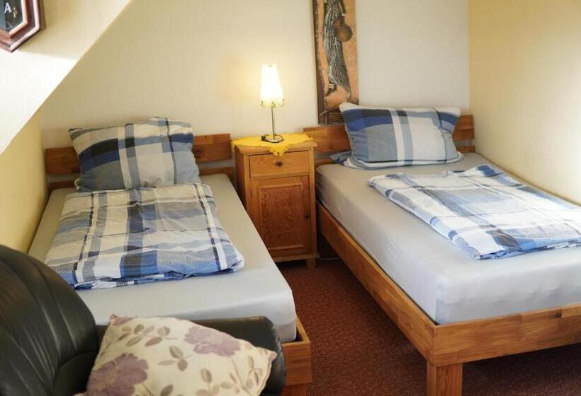 הוסטל Landhaus Müden