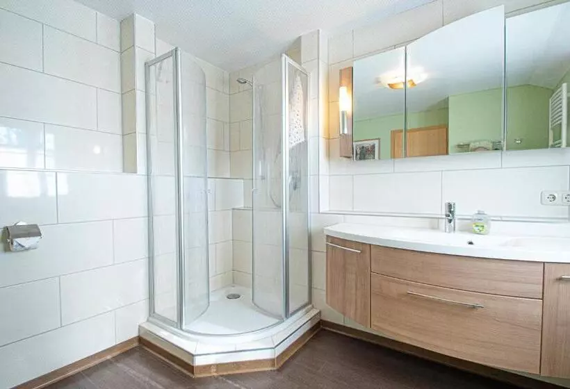 Retkeilymaja Landhaus Müden