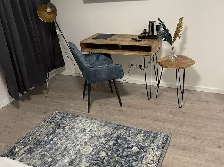 Aparthotel Neumünster City