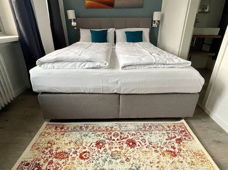 Aparthotel Neumünster City