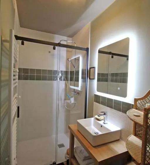 Aamiaismajoitus (B&B) La Petite Charmille