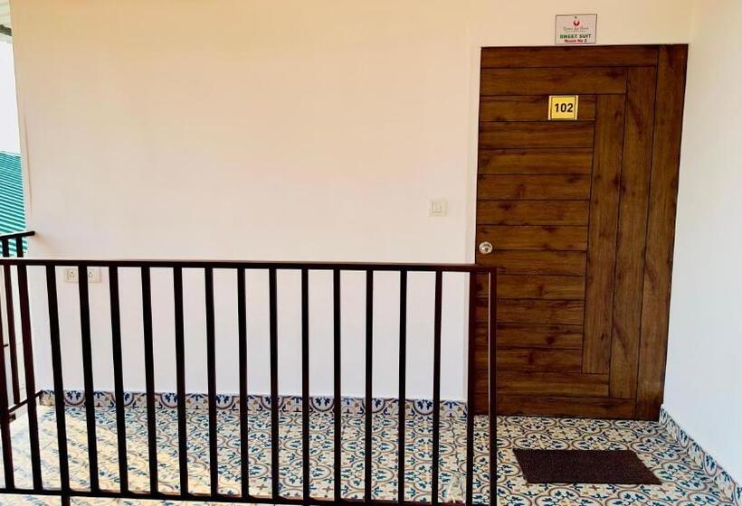 Xenious Cashew Leaf Eco Resort, Goa