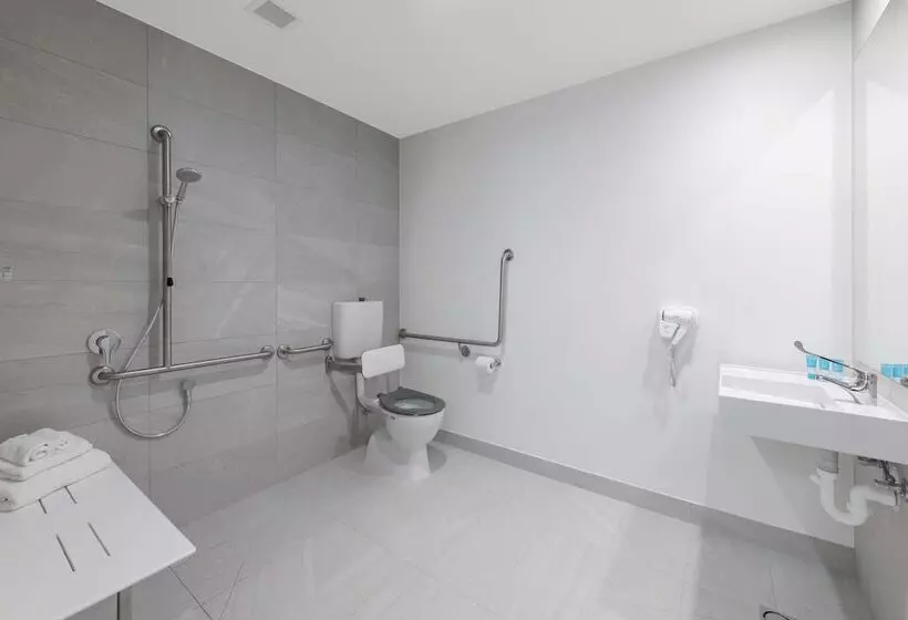 هتل Best Western Queen Victoria Market