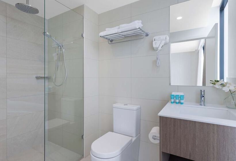 Отель Best Western Queen Victoria Market