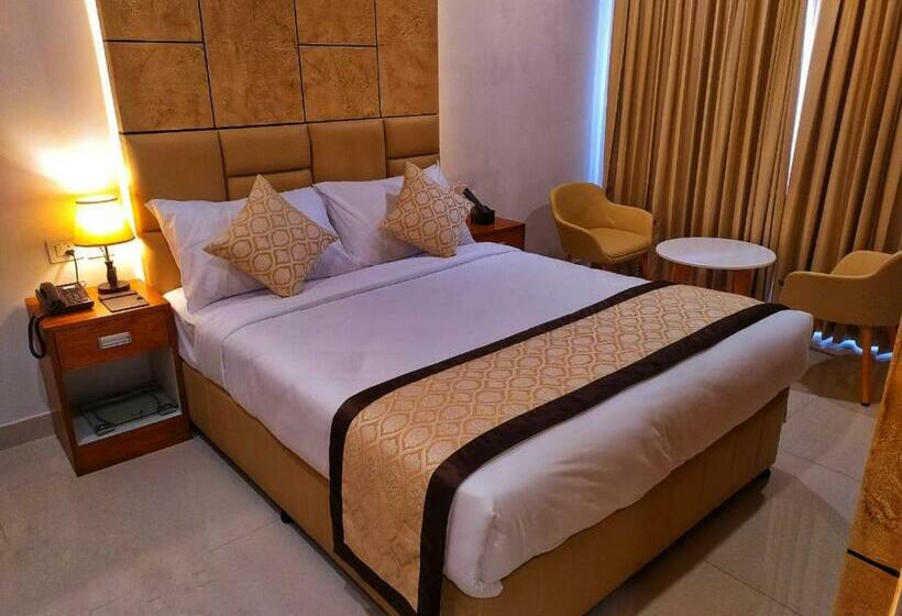 Hotelli Royal Residency