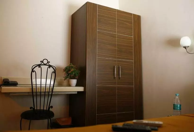 Hotelli Sri Krishna Residency