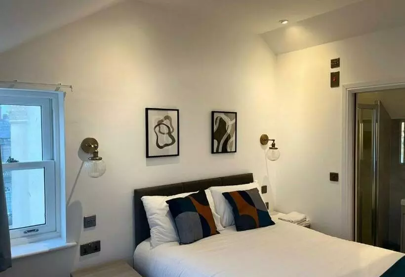 Hotelli Terrace House