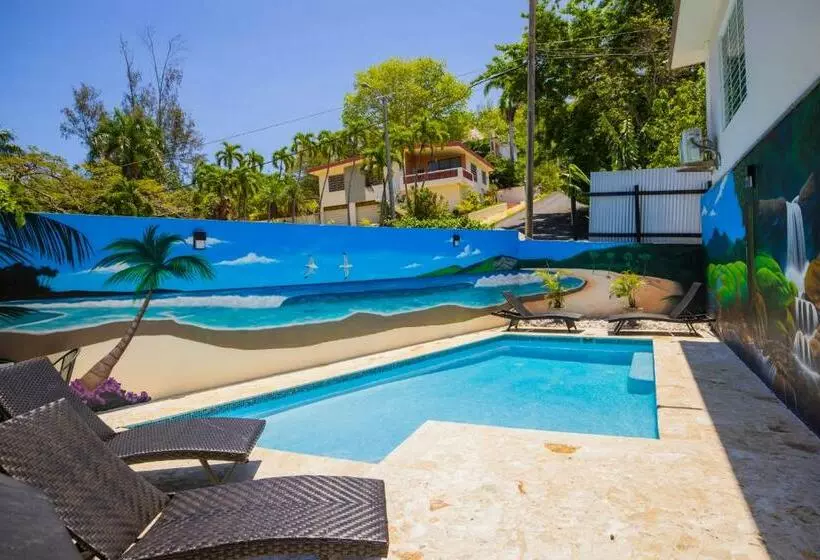 پانسیون Chris Guest House