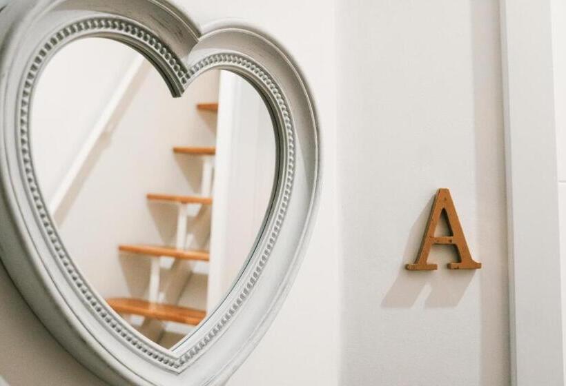 پانسیون Dimora Petra  Suites