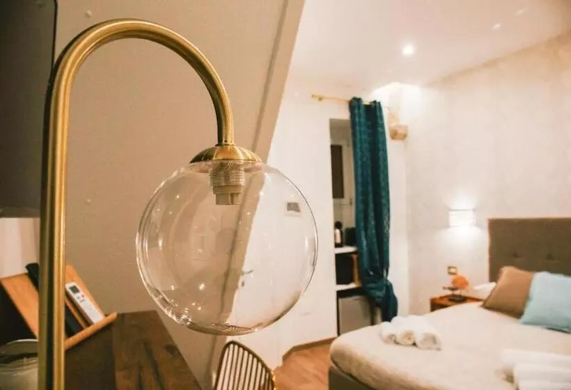 پانسیون Dimora Petra  Suites