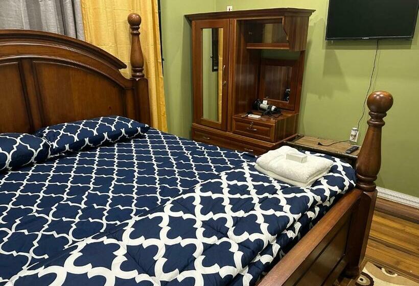 پانسیون Hollywood Guesthouse