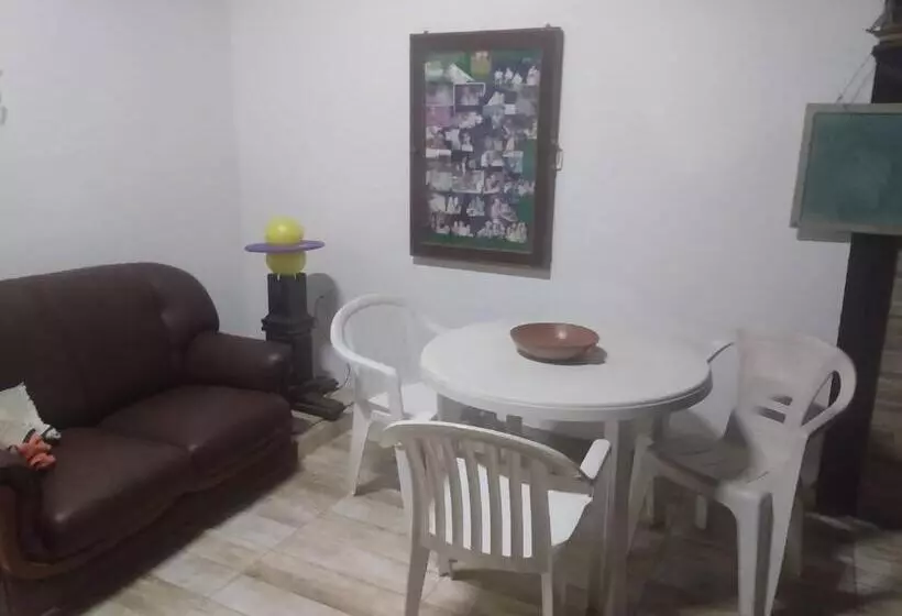 Majatalo Suite Aconchegante 01