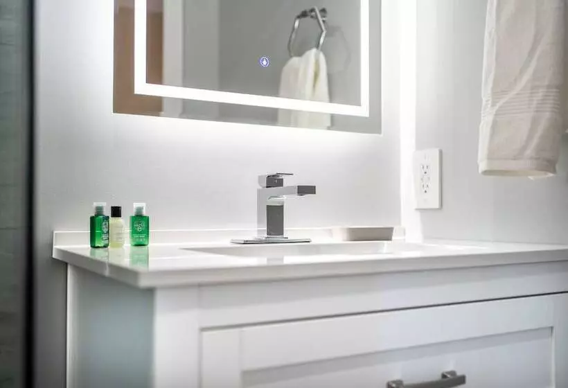 Retkeilymaja Riverside Inn