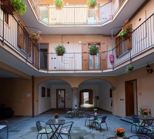 تختخواب و صبحانه La Casa Del Sarto   Rooms And Apartments