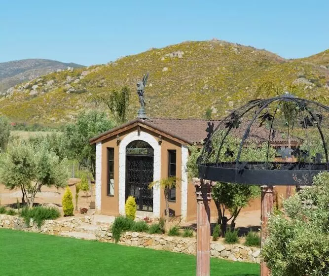 تختخواب و صبحانه Palazzo Del Valle, Alojamiento Y Desayuno